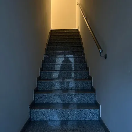 아파트 Number Nine *